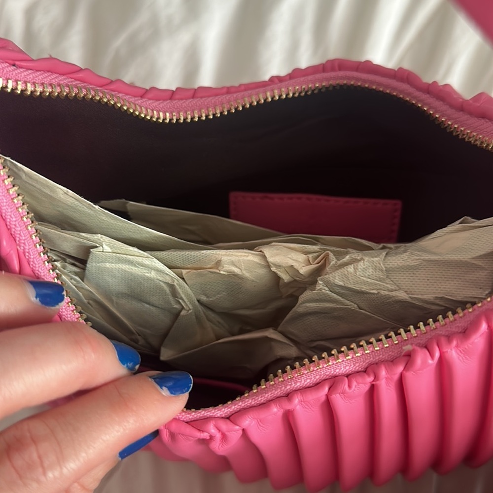 Expressions NYC Pink handbag - Picture 2 of 4